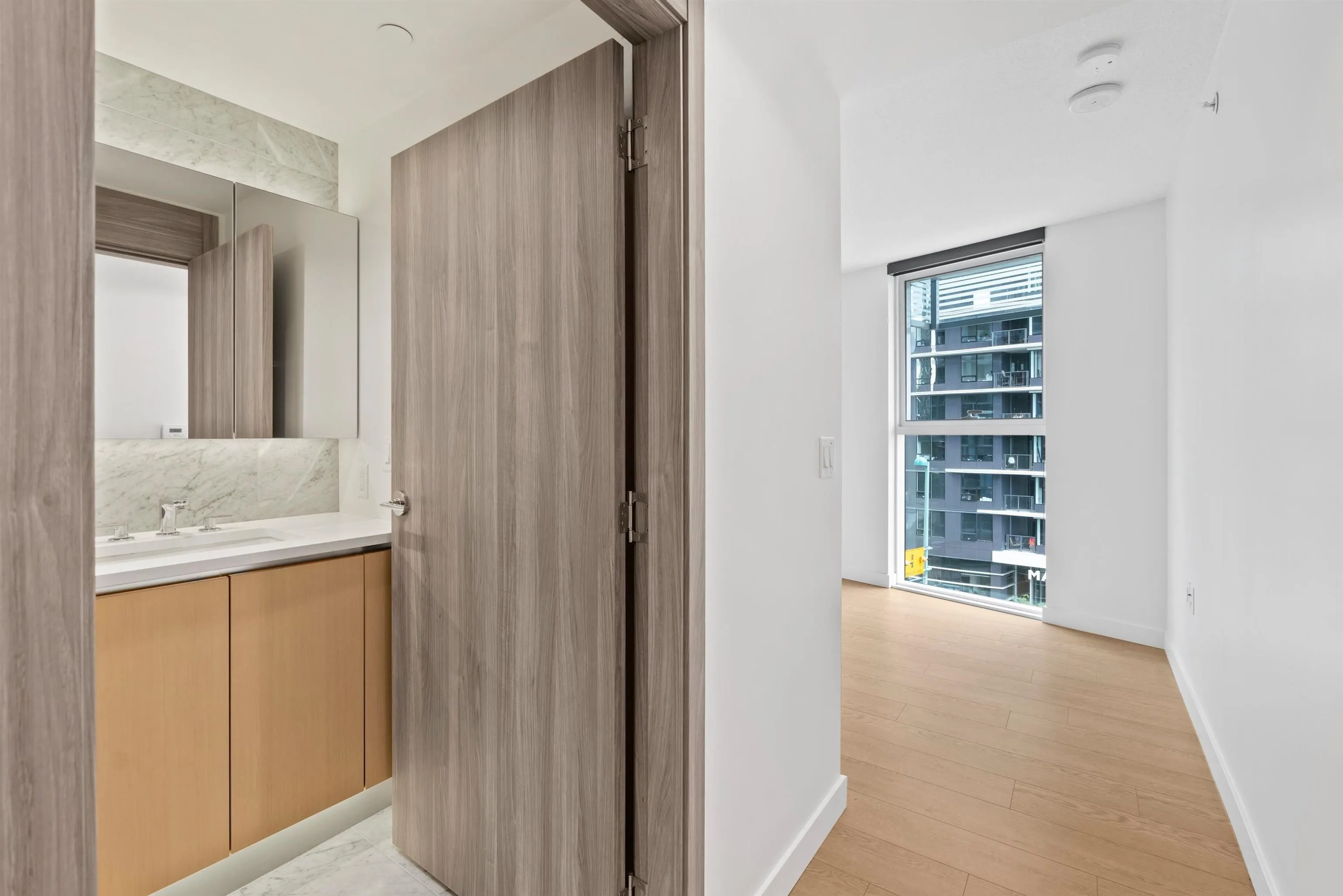 87 Nelson Street #684