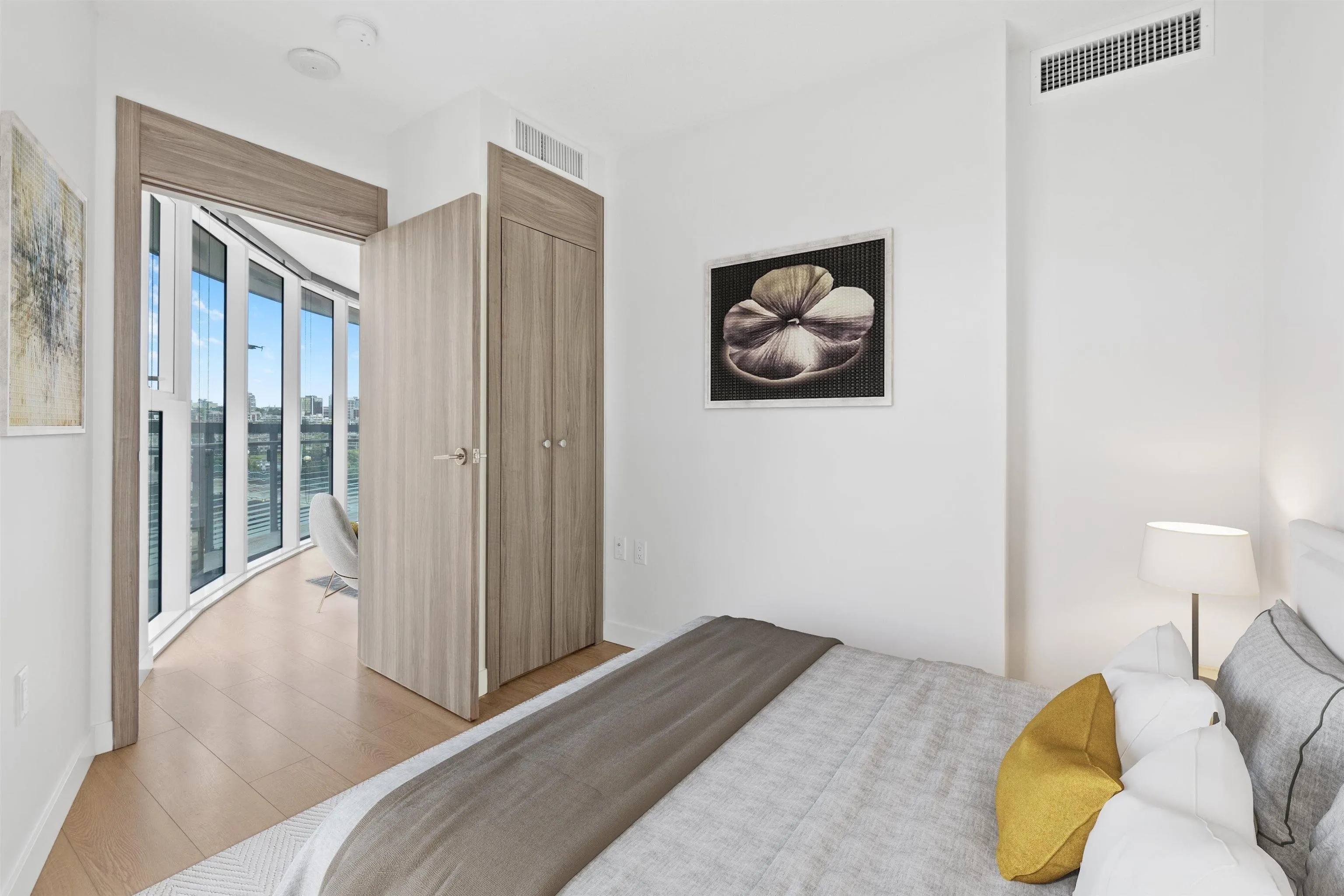 87 Nelson Street #684