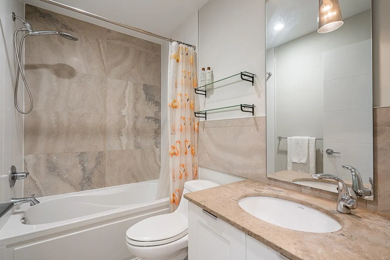 20852 77a Avenue #83