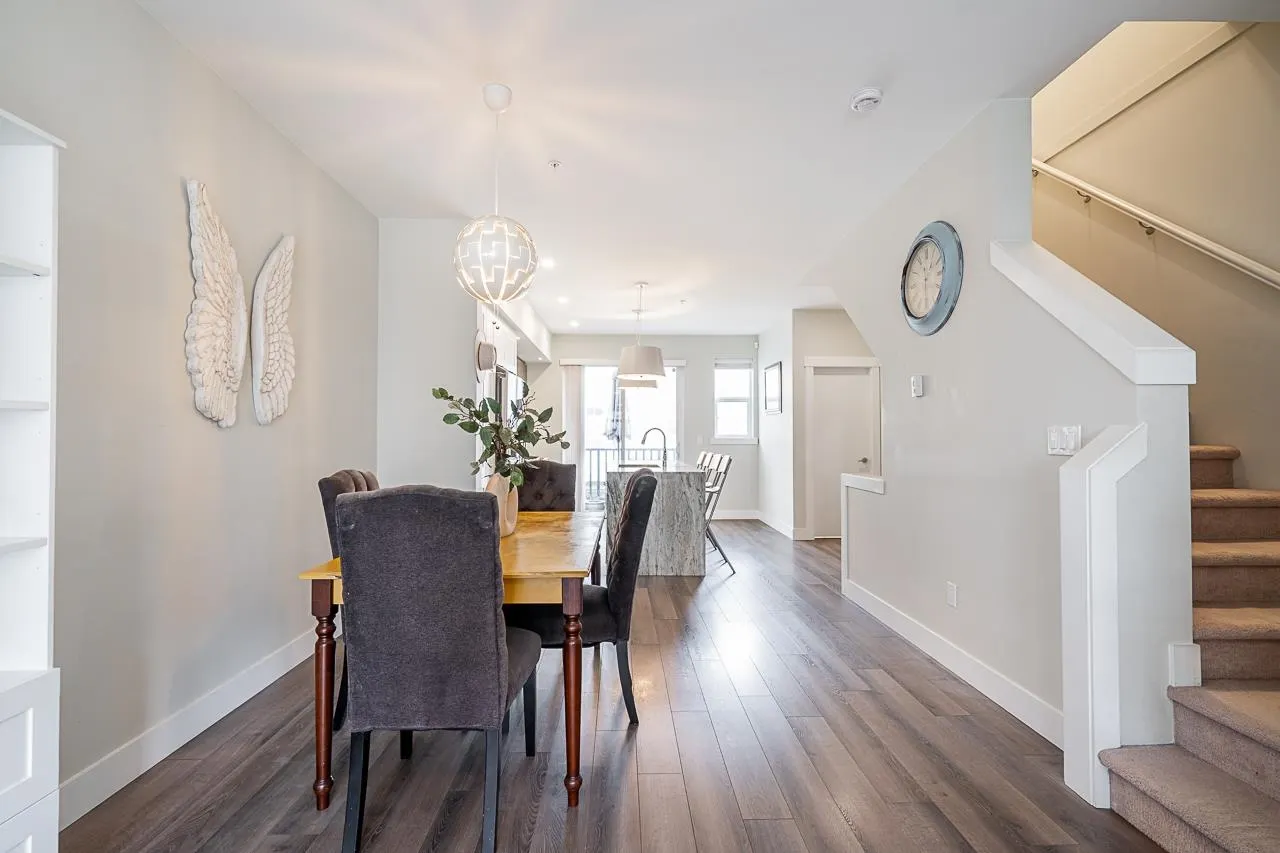 20852 77a Avenue #83