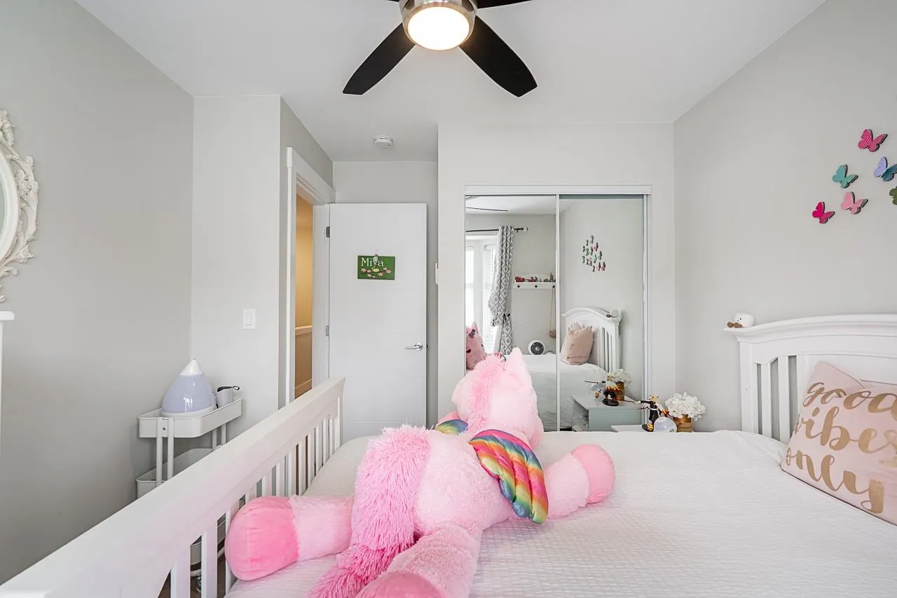 20852 77a Avenue #83