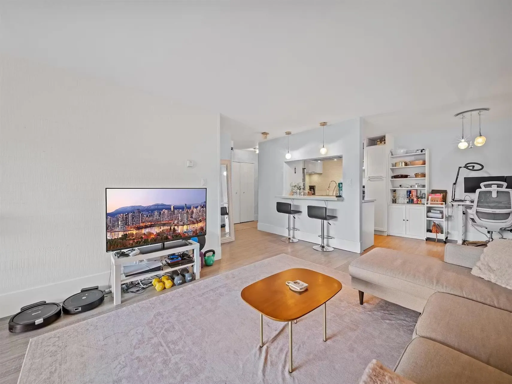 141 W 13th Street #210
