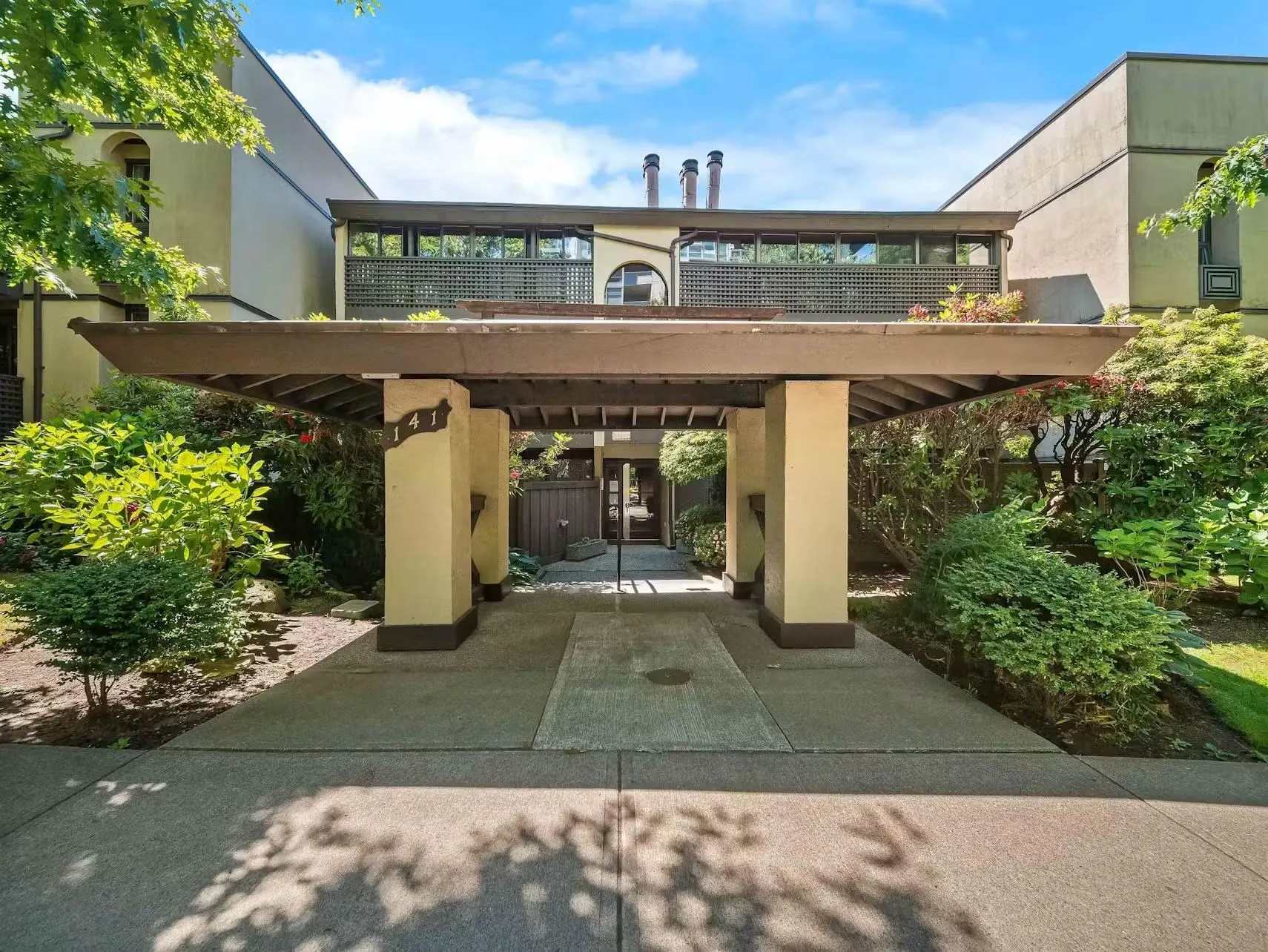 141 W 13th Street #210