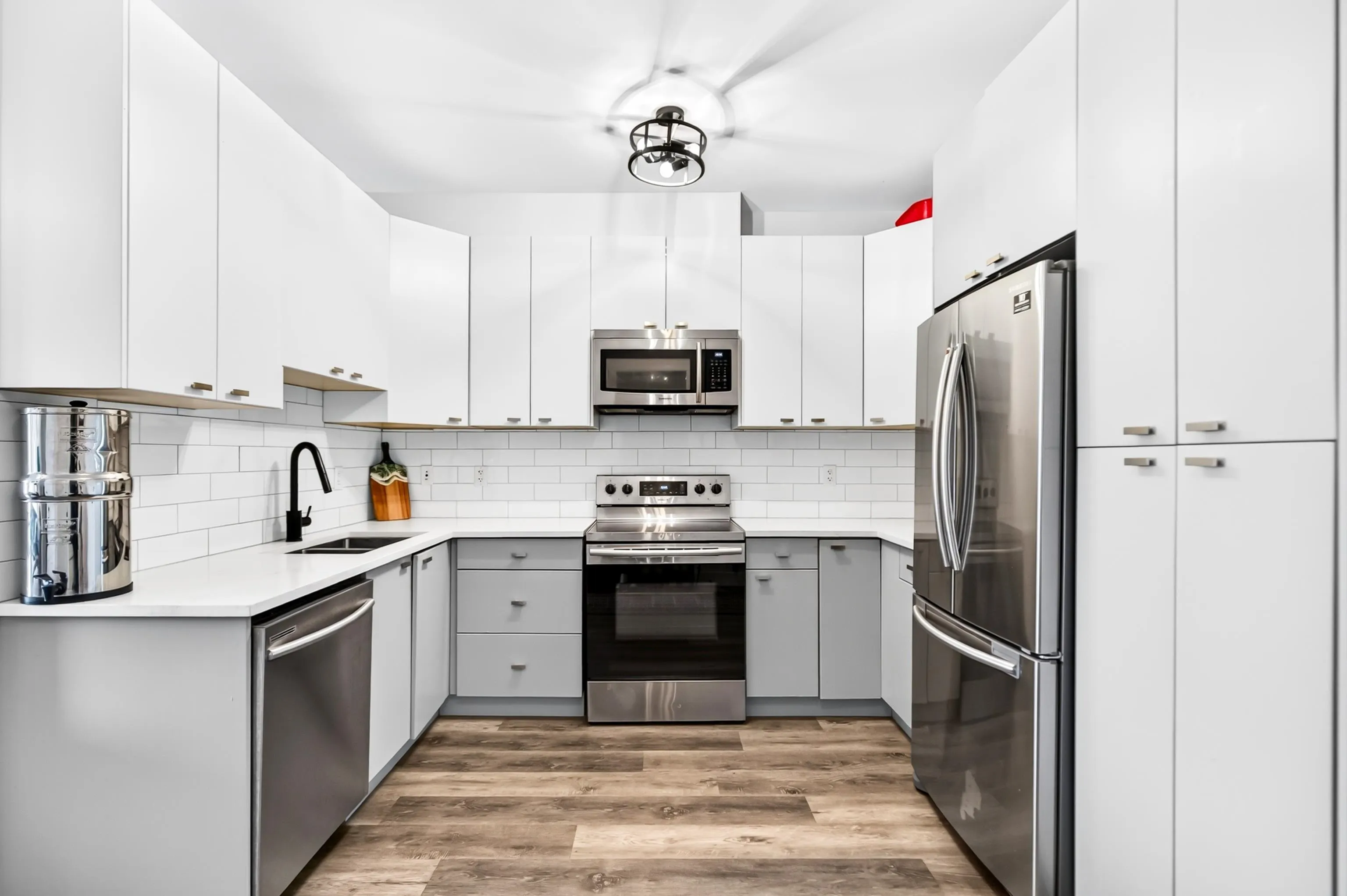 12320 222 Street #318