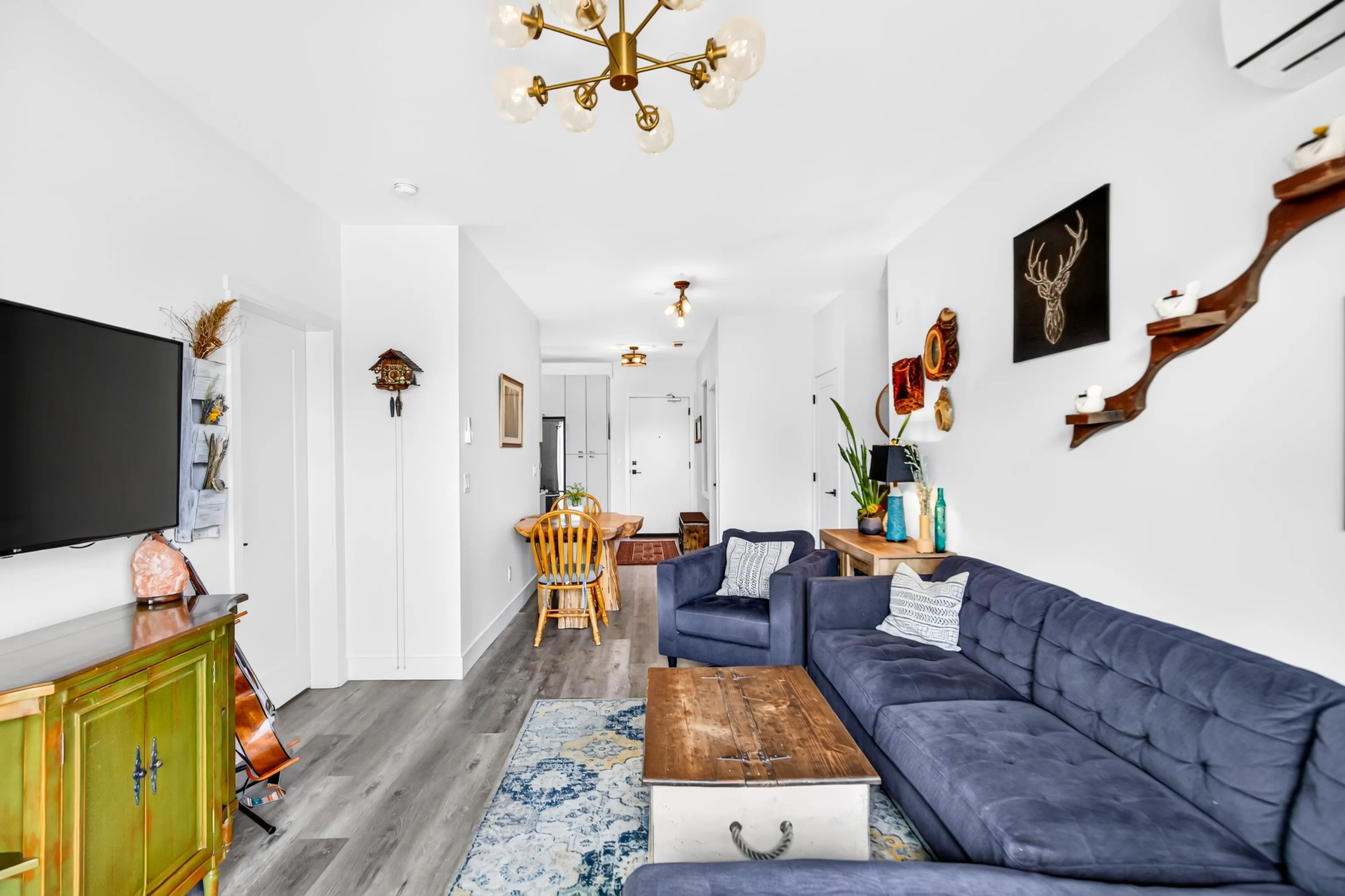 12320 222 Street #318