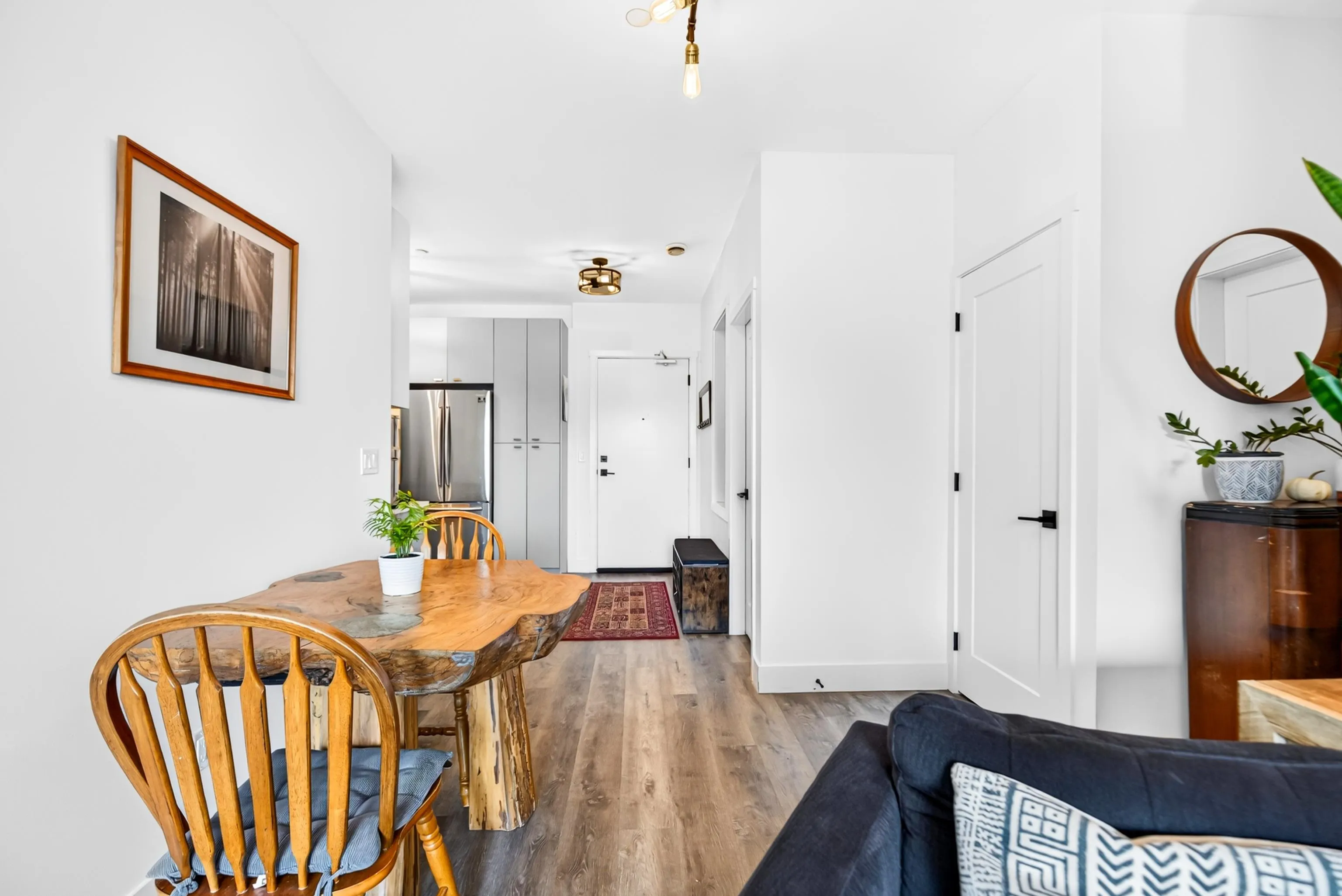 12320 222 Street #318