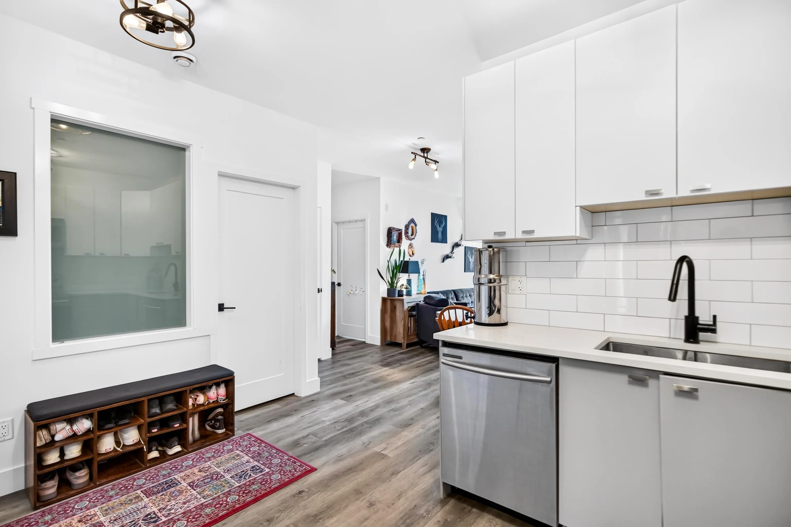 12320 222 Street #318
