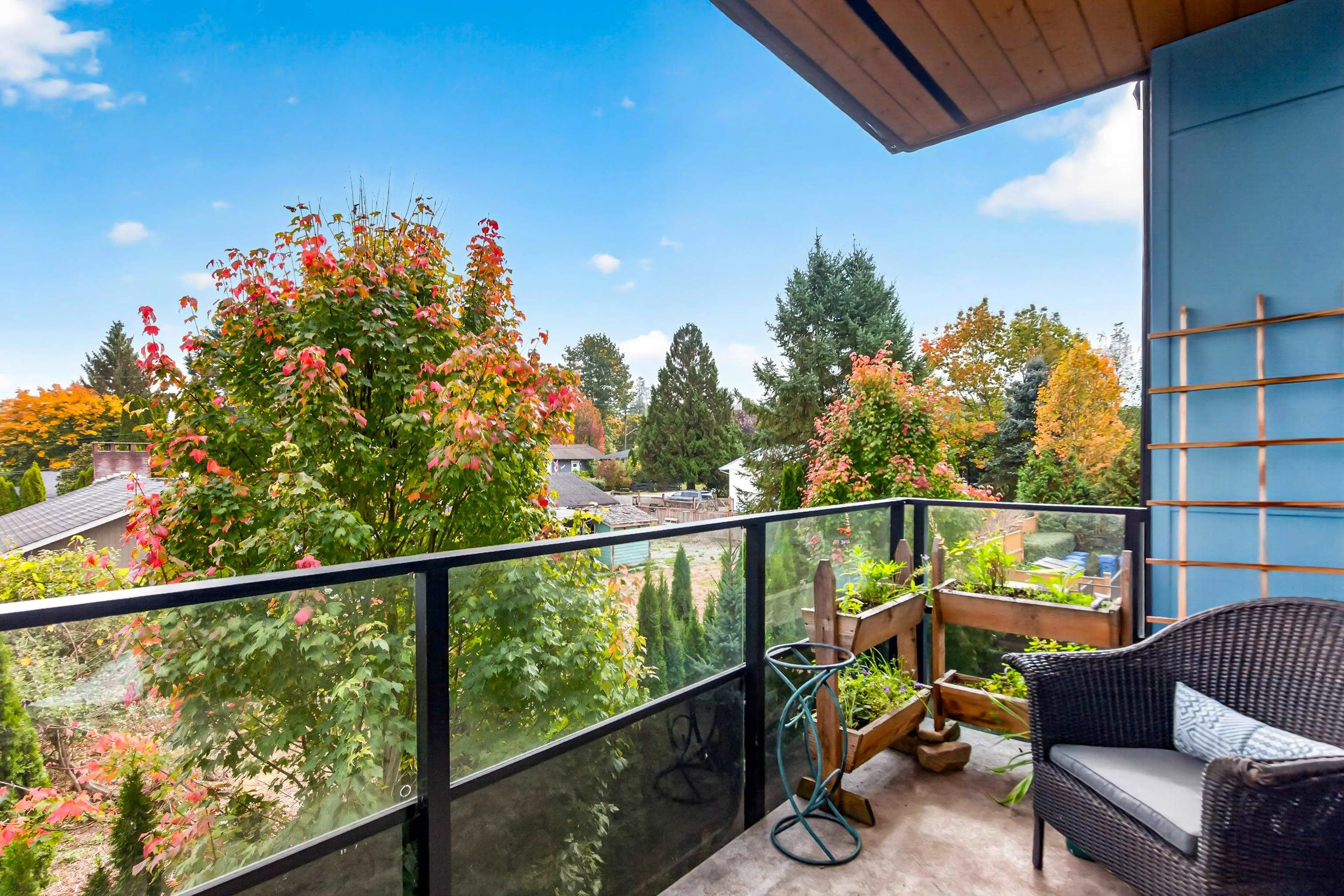 12320 222 Street #318