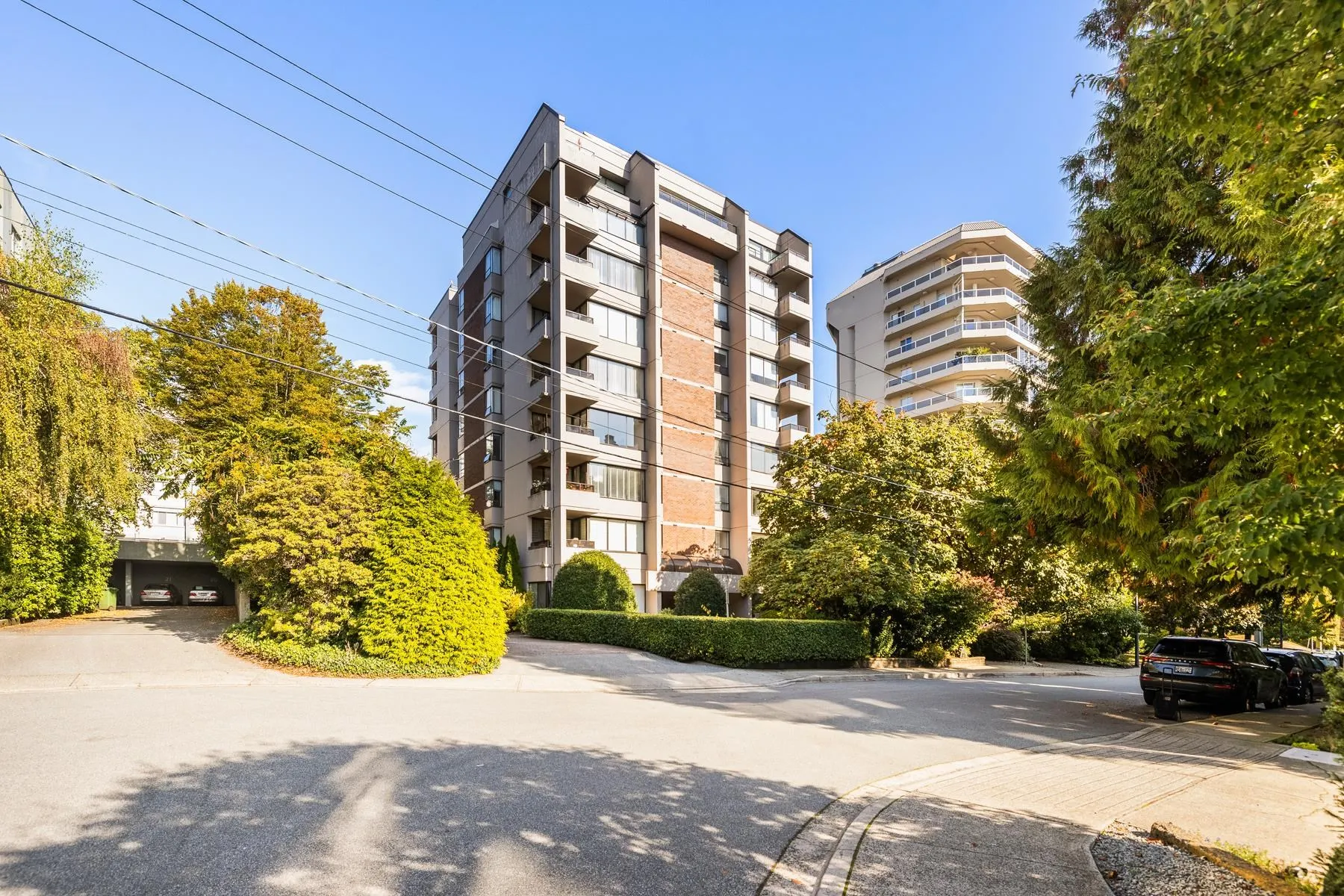 1737 Duchess Avenue #703