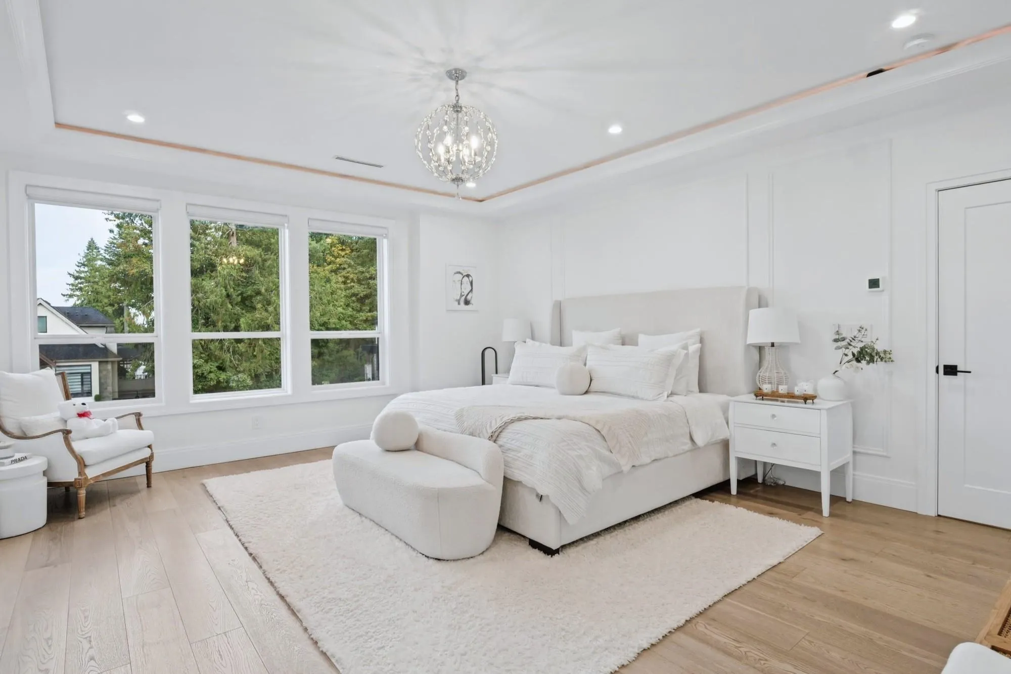 6135 152a Street