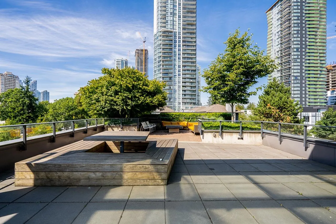 6699 Dunblane Avenue #2905