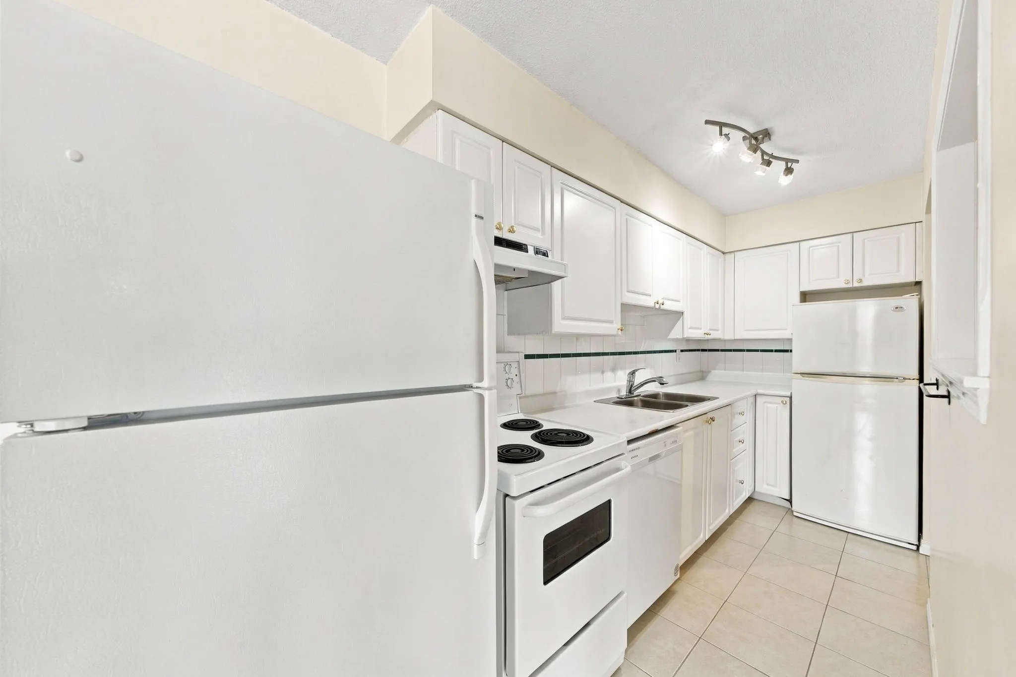 2150 Bellevue Avenue #802