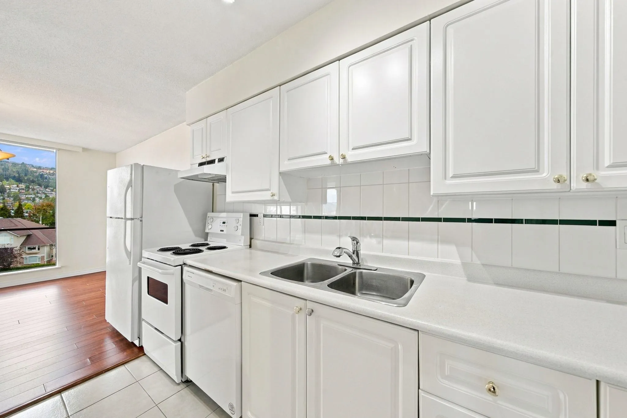 2150 Bellevue Avenue #802