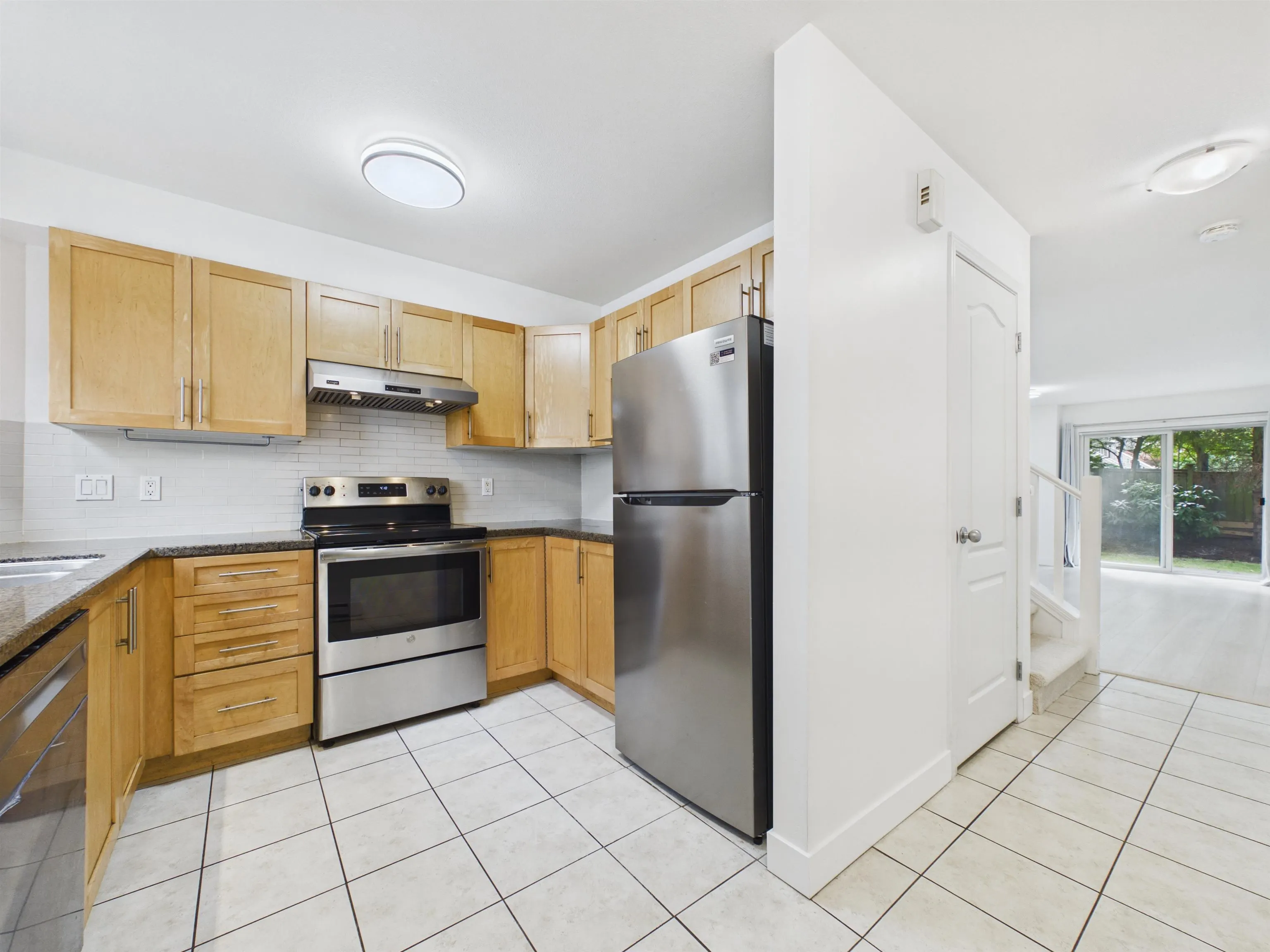 5525 Halley Avenue #7