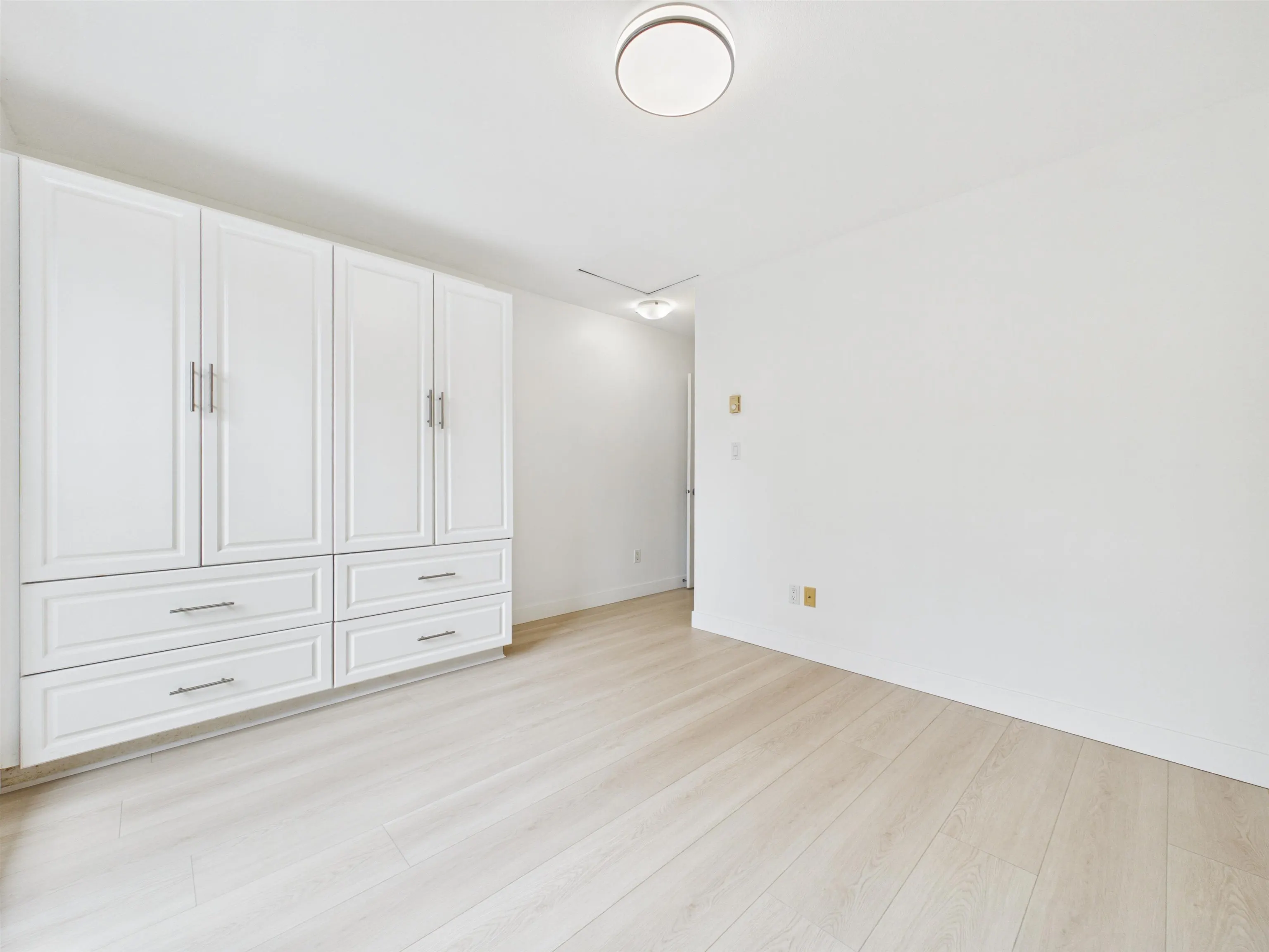 5525 Halley Avenue #7