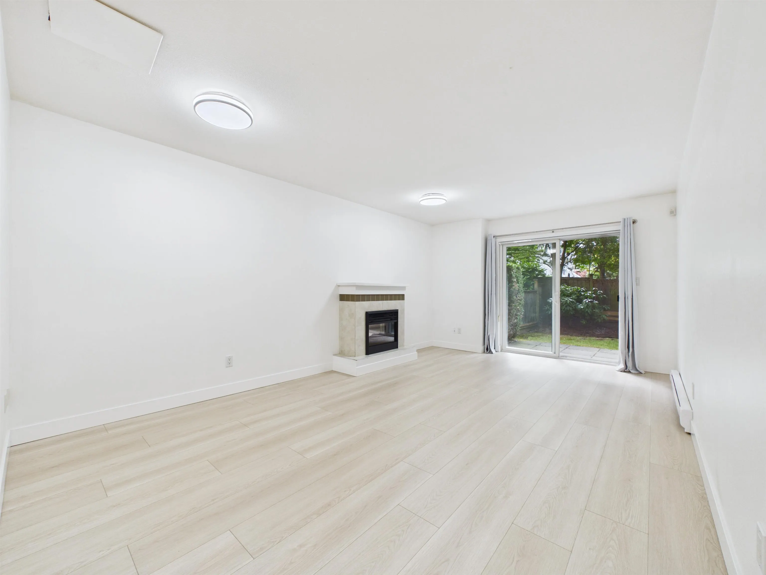 5525 Halley Avenue #7