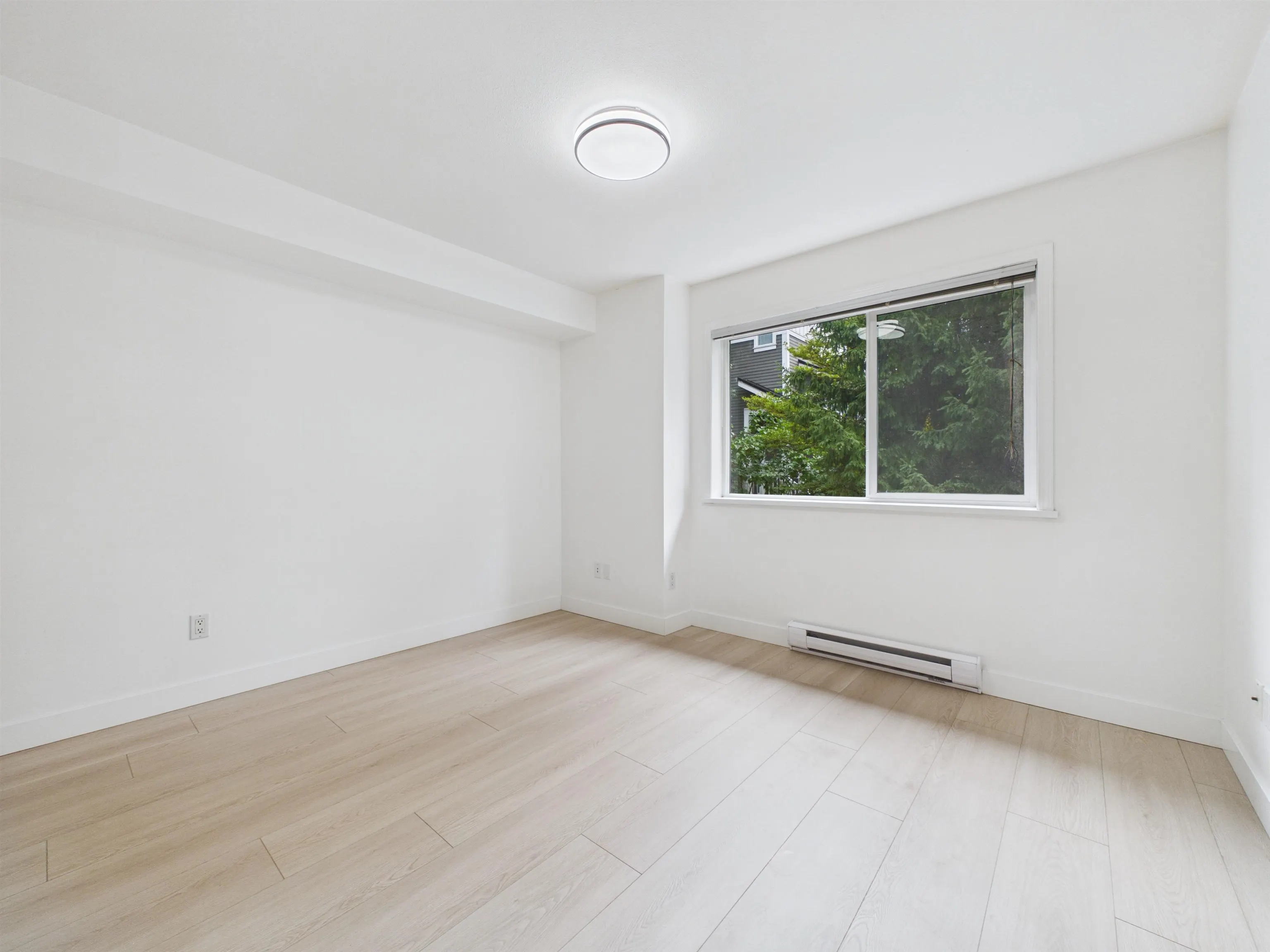 5525 Halley Avenue #7
