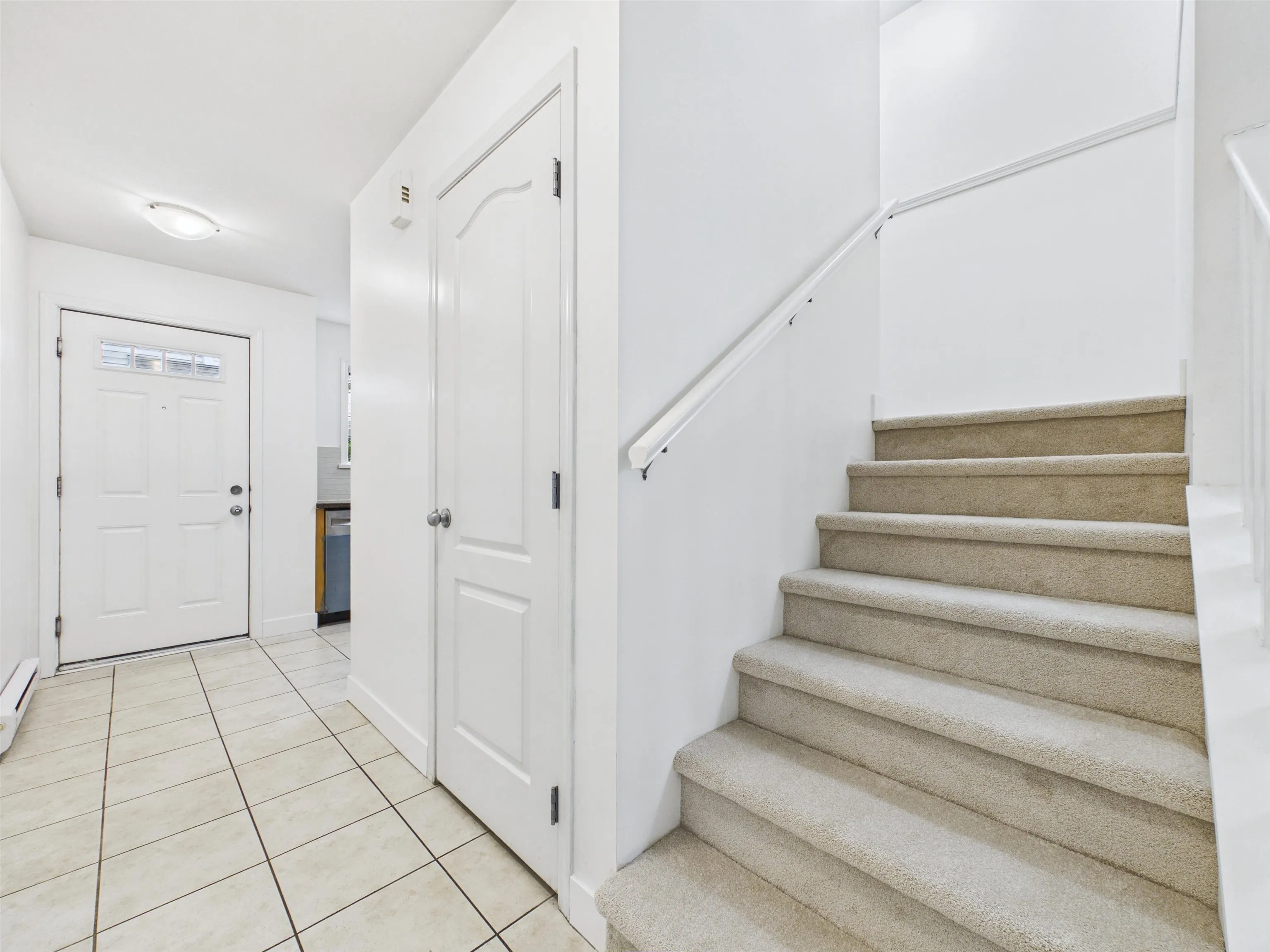5525 Halley Avenue #7