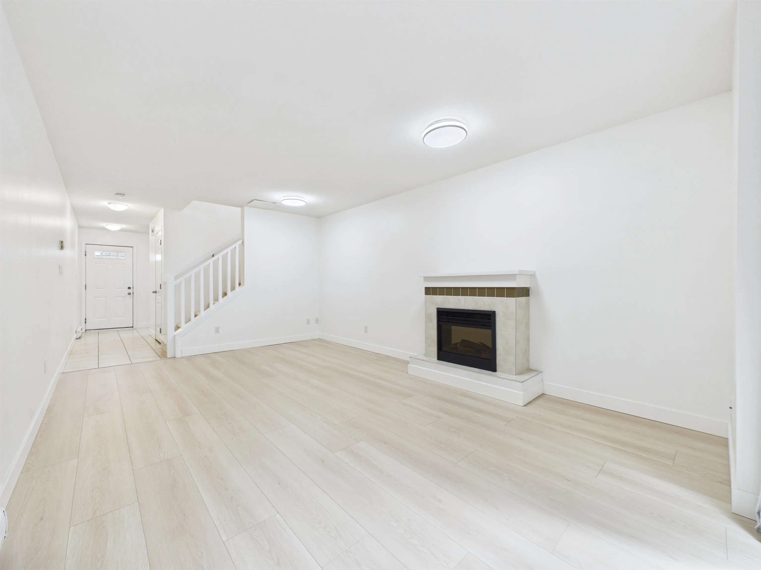 5525 Halley Avenue #7