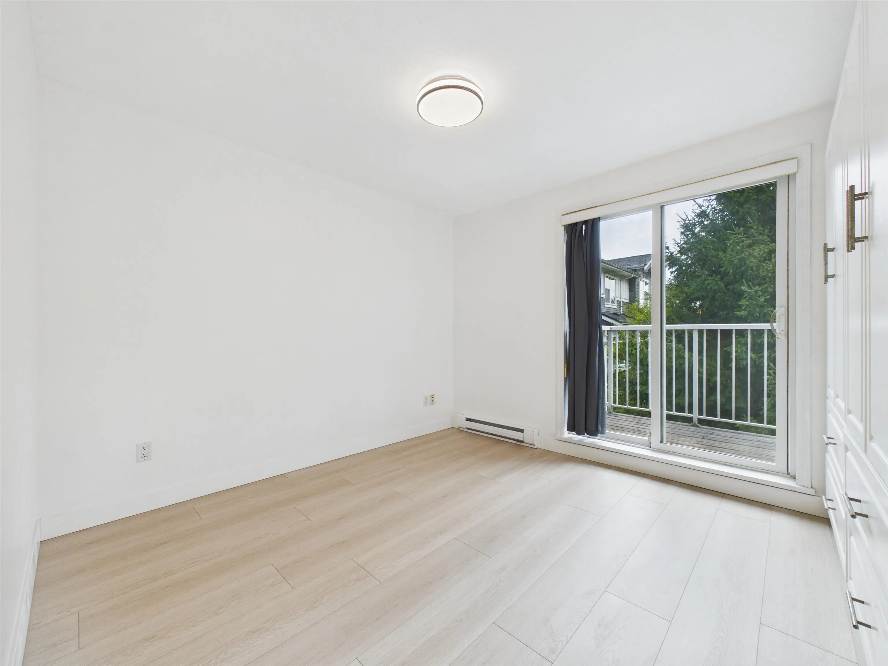 5525 Halley Avenue #7