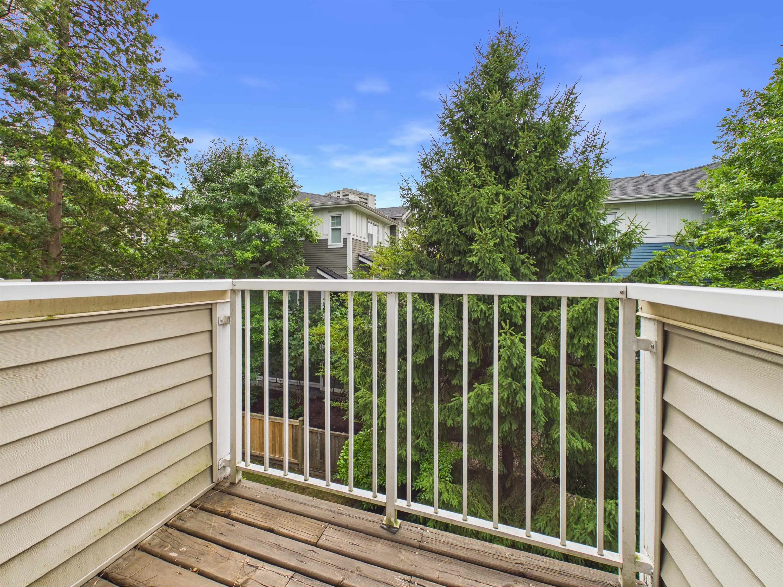 5525 Halley Avenue #7