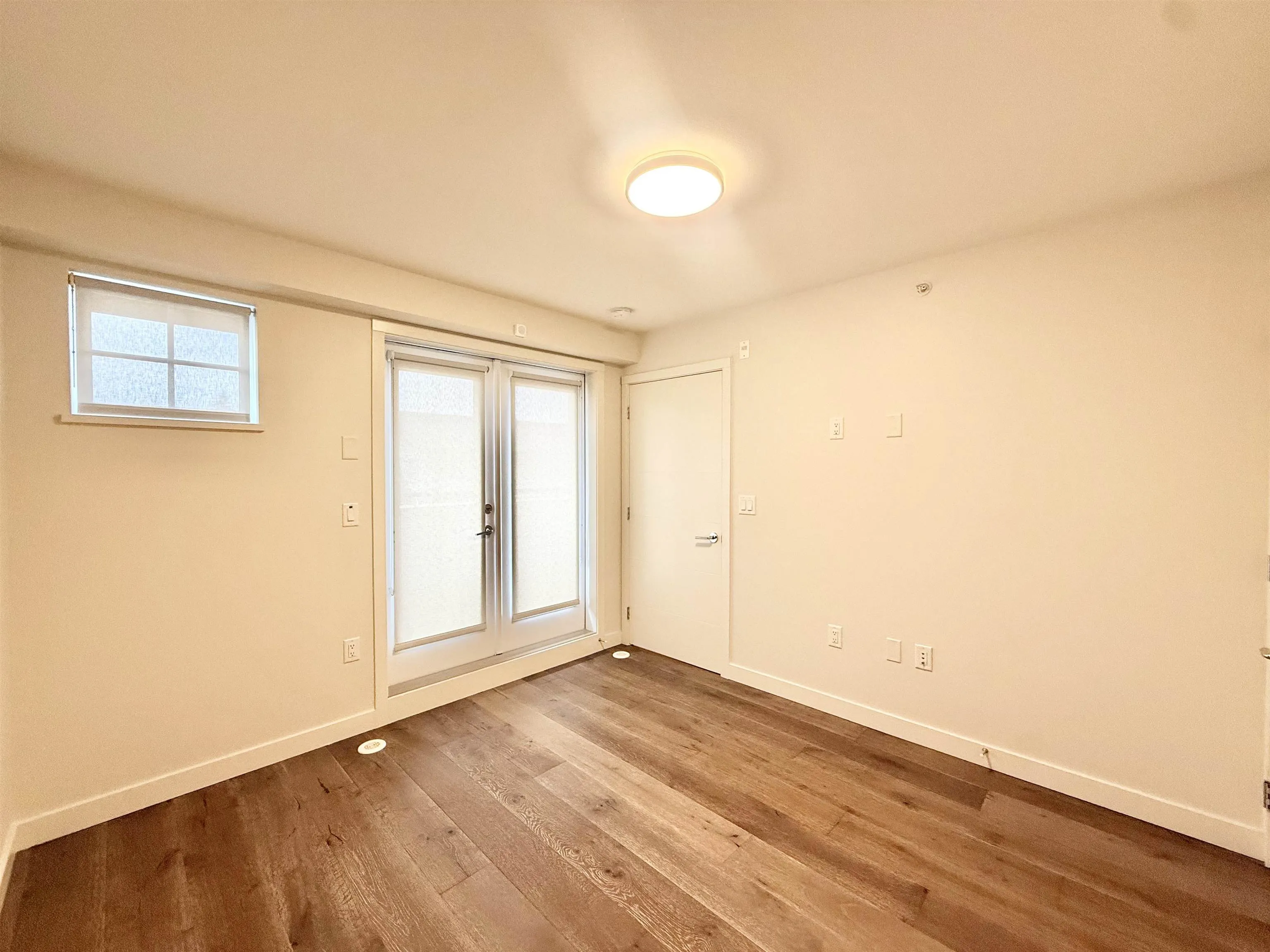 Oak Street #7923