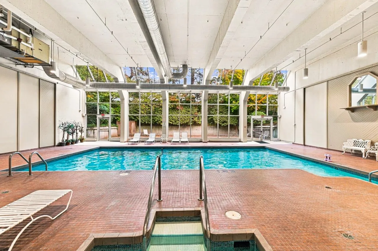 6055 Nelson Avenue #501