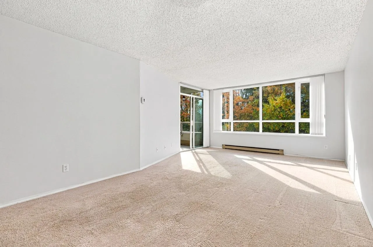 6055 Nelson Avenue #501