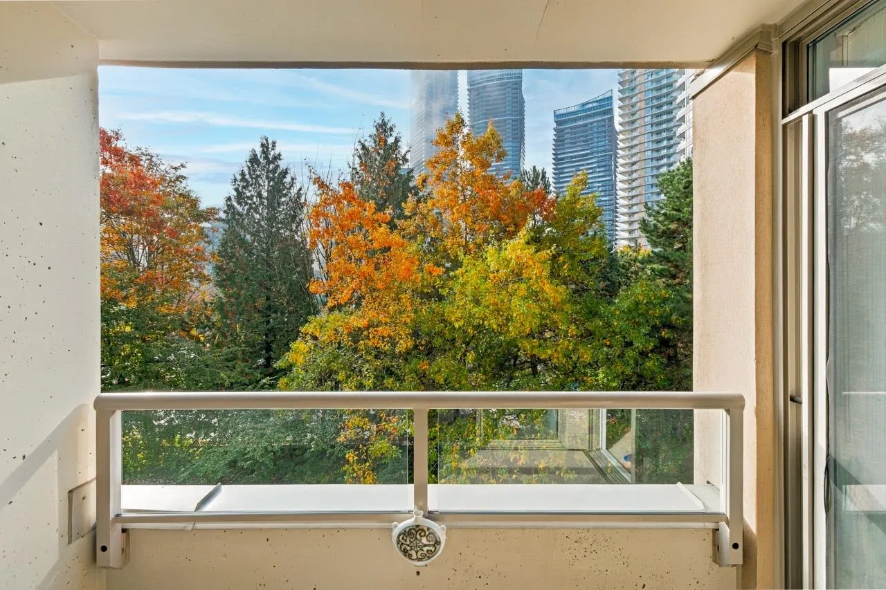 6055 Nelson Avenue #501