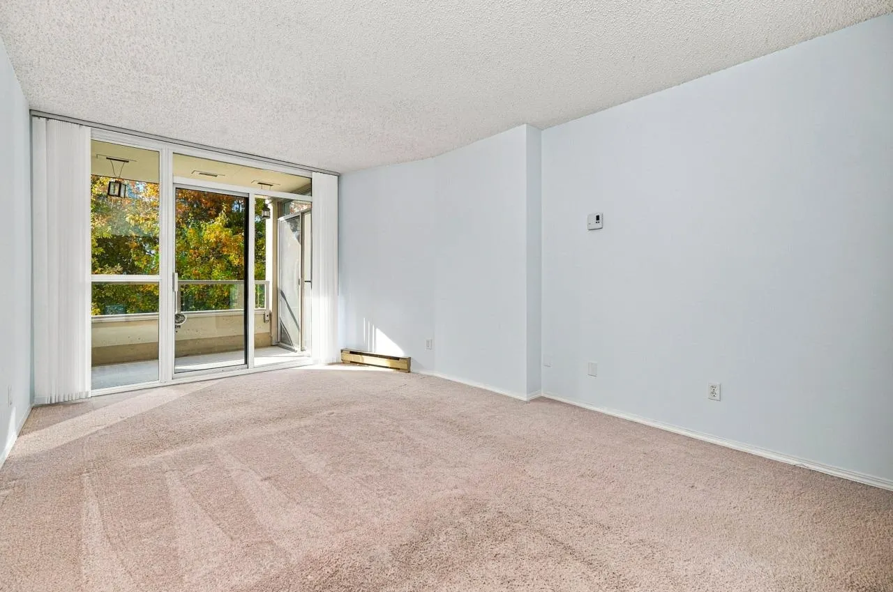 6055 Nelson Avenue #501