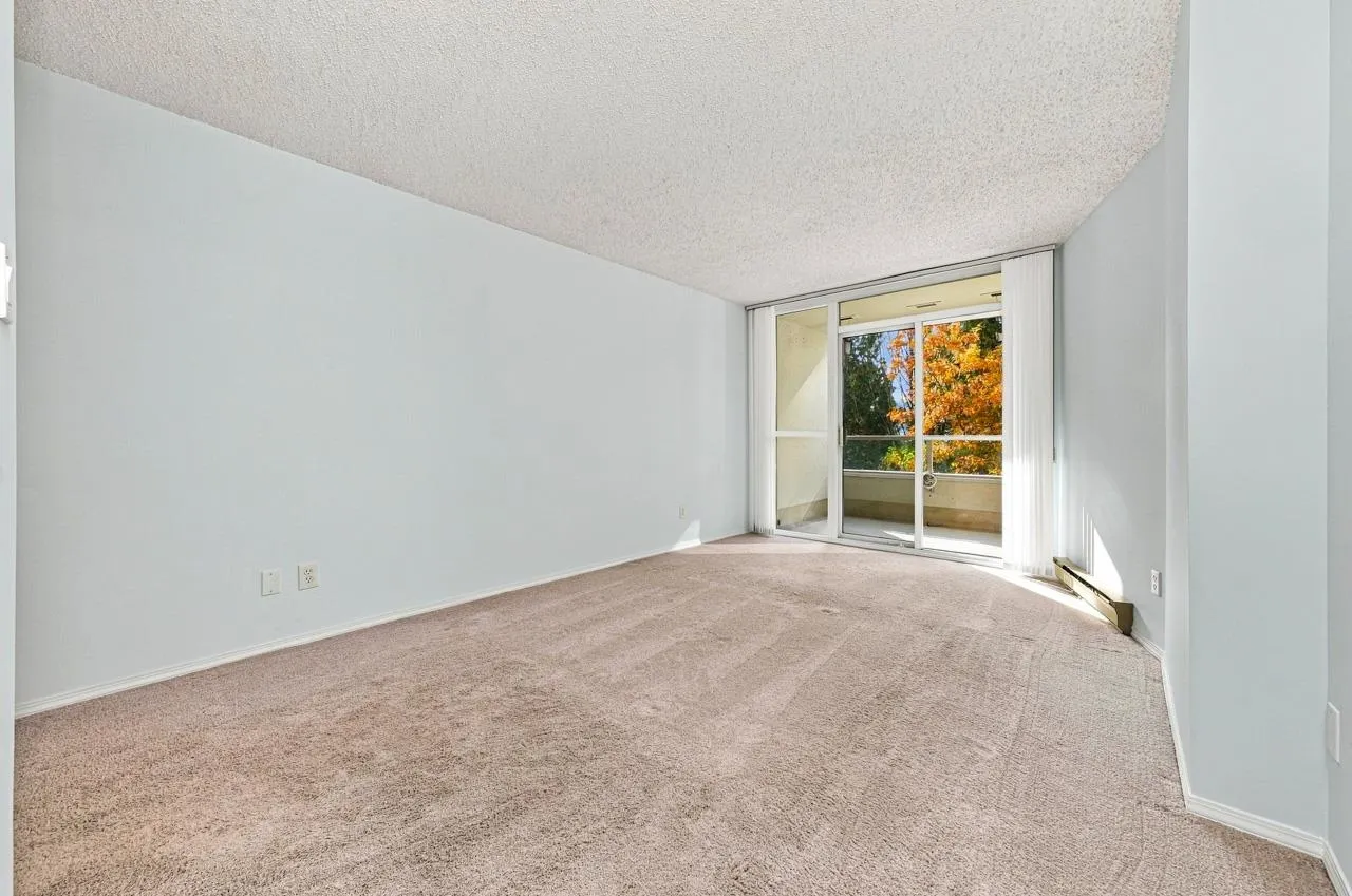 6055 Nelson Avenue #501
