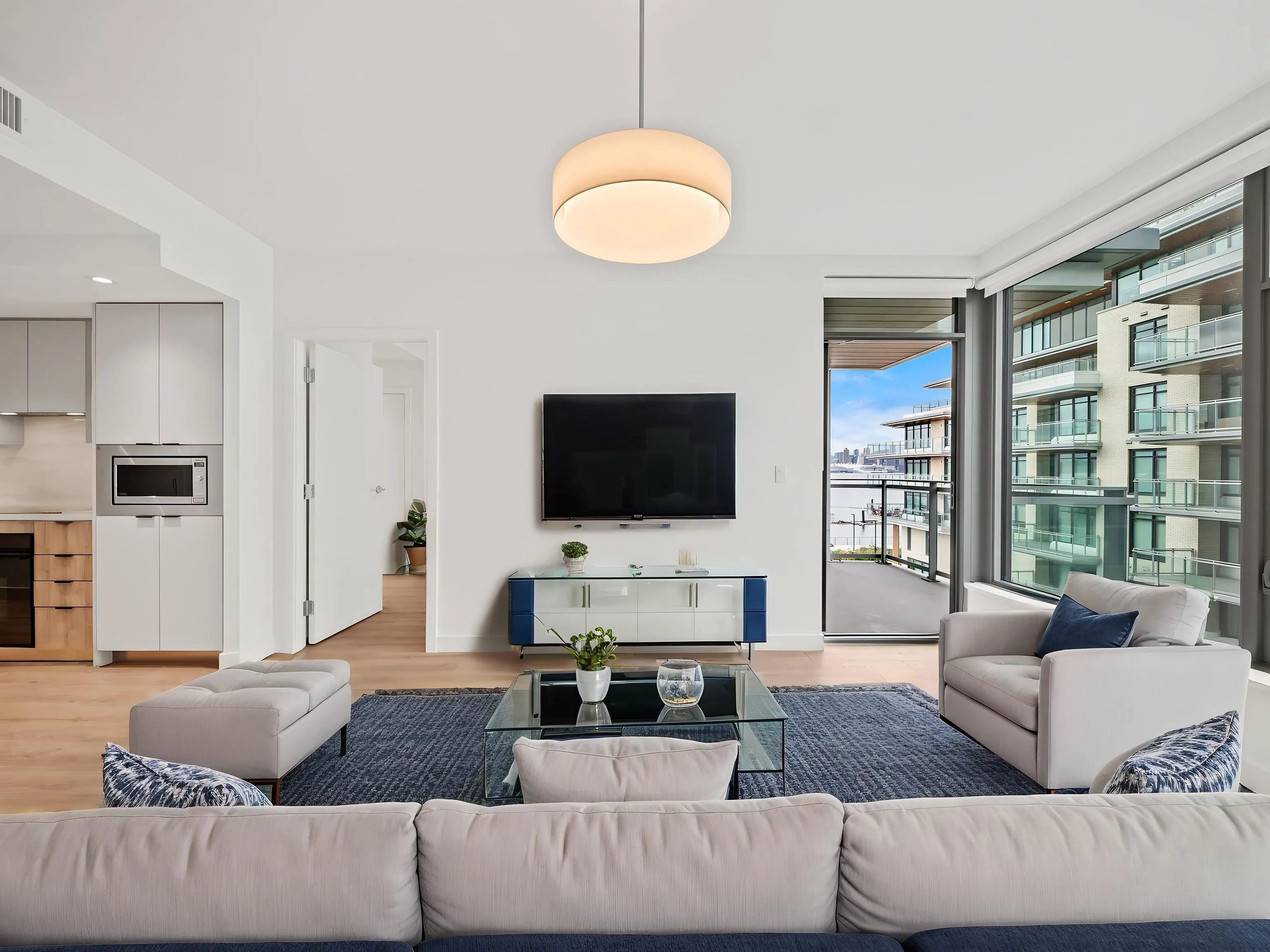 755 Harbourside Drive #425