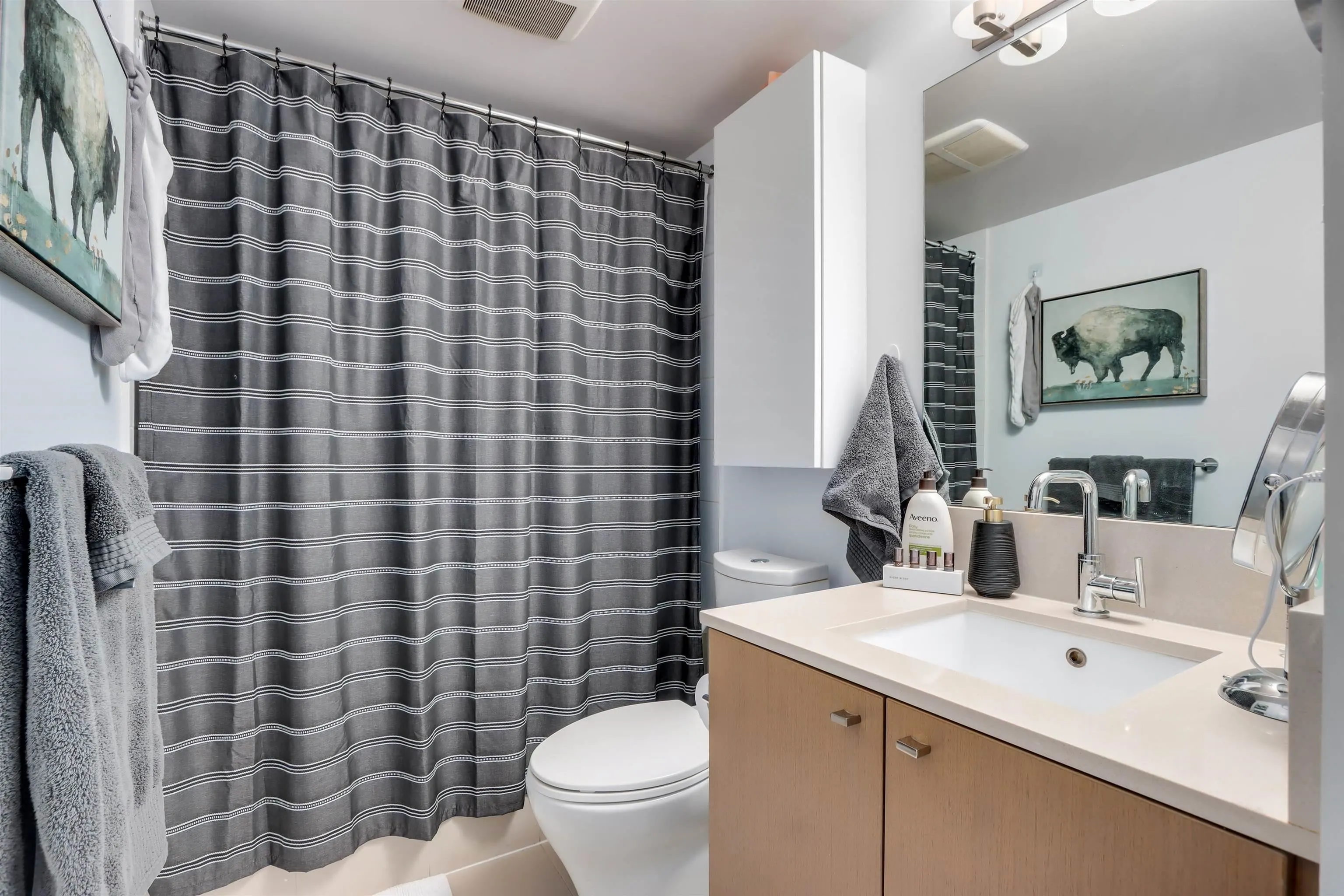 1618 Quebec Street #207