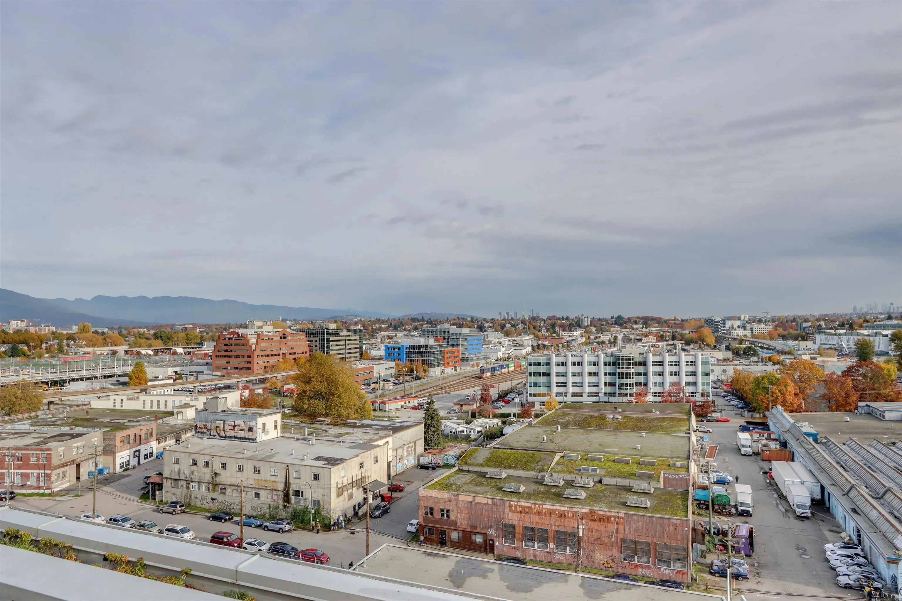 1618 Quebec Street #207
