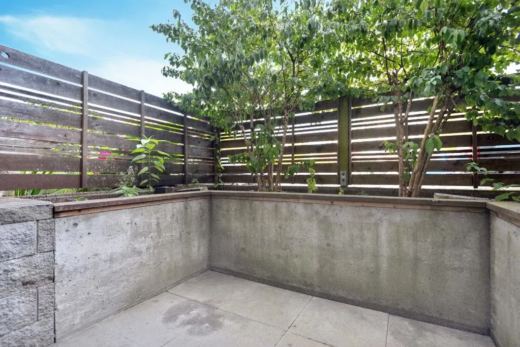 1205 W 14th Avenue #103