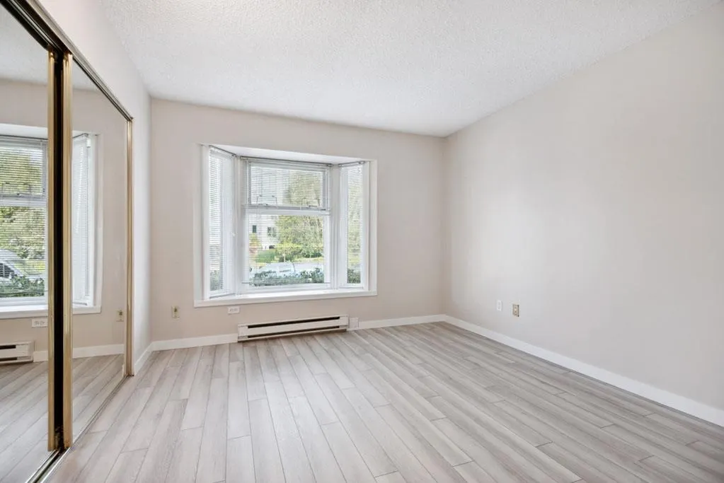 1205 W 14th Avenue #103