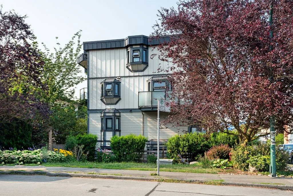 1205 W 14th Avenue #103