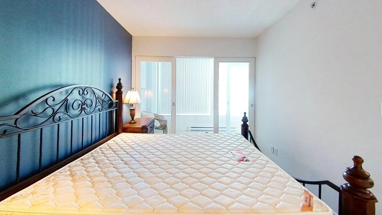 610 Granville Street #21XX