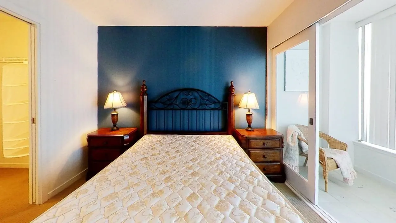 610 Granville Street #21XX