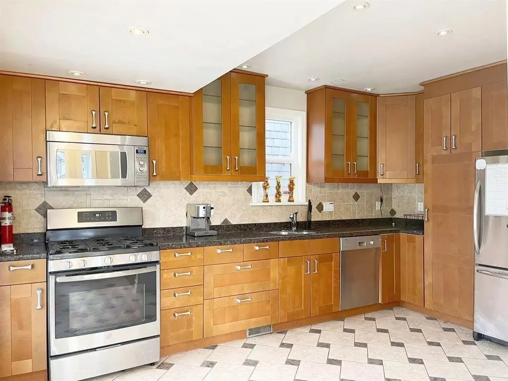 3093 29th Avenue #Main House