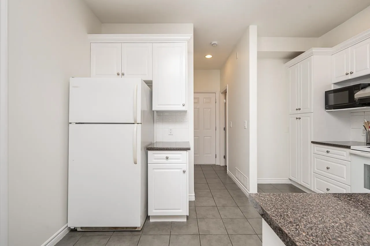 14453 72 Avenue #26