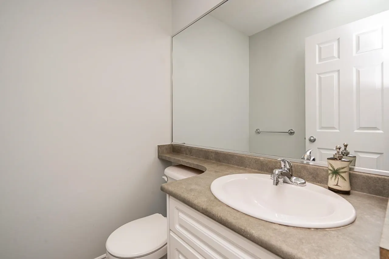 14453 72 Avenue #26