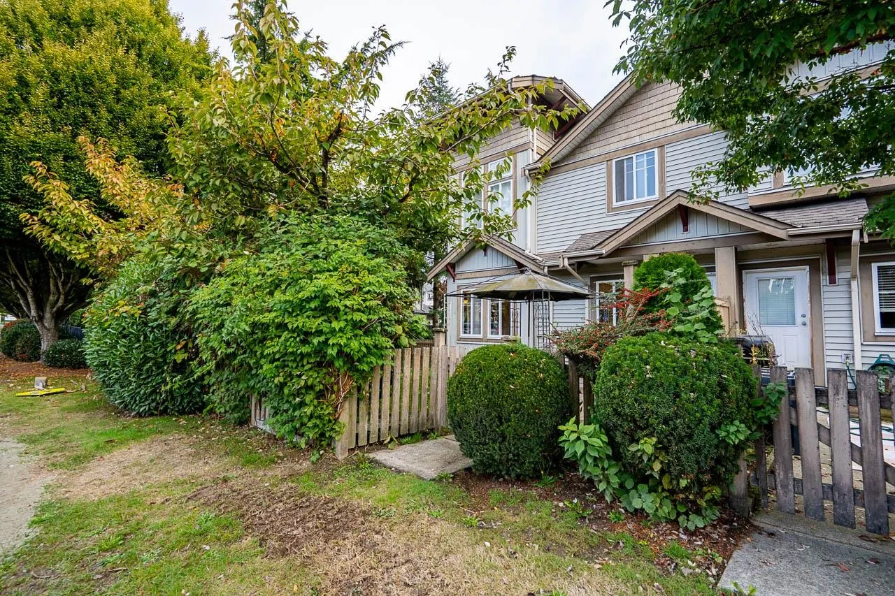 14453 72 Avenue #26