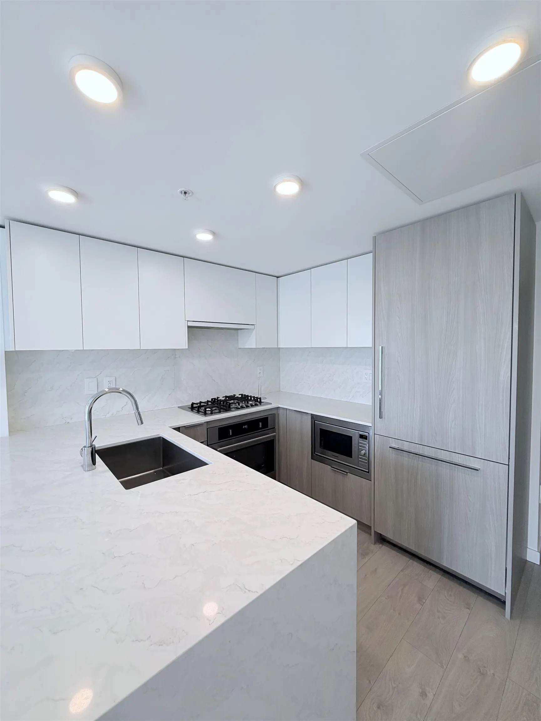 10333 133 St. #1303