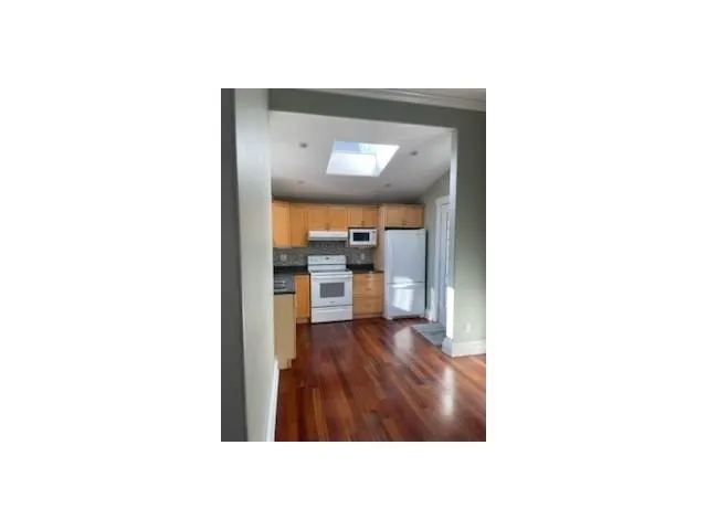 324 Tenth Street