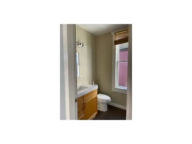 324 Tenth Street