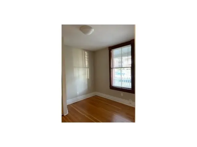 324 Tenth Street