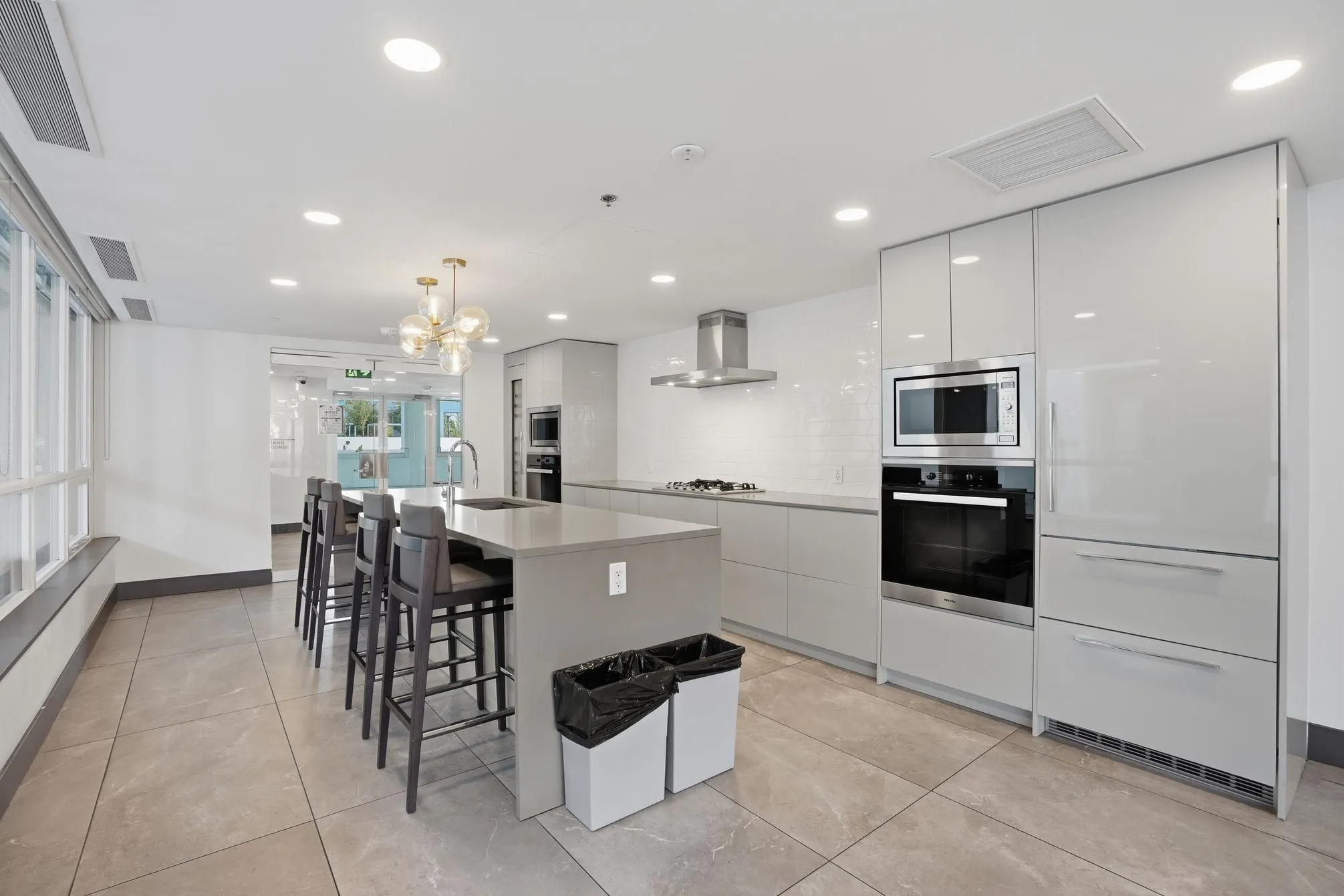 1632 Lions Gate Lane #1904