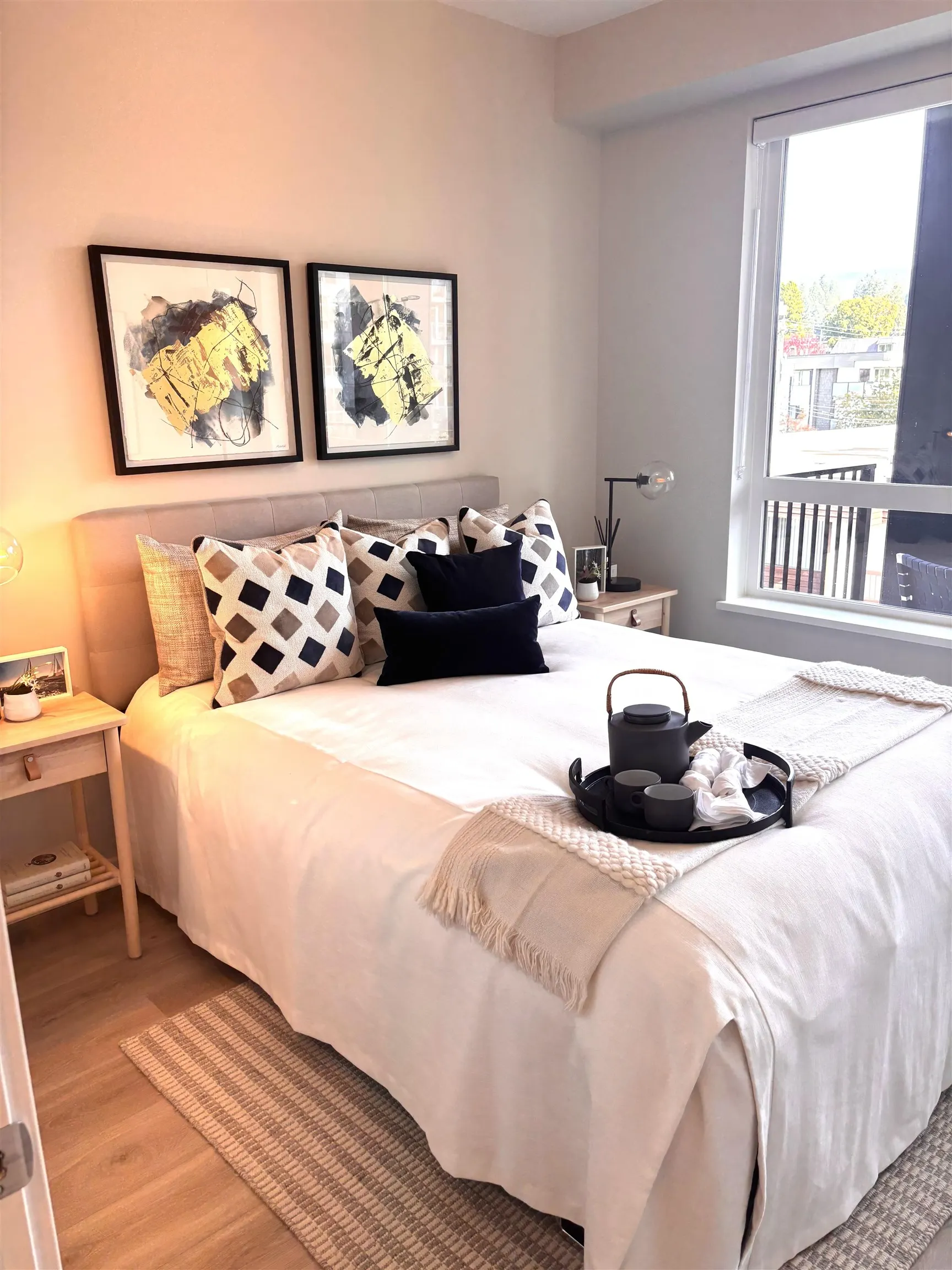 110 E 17th Street #401