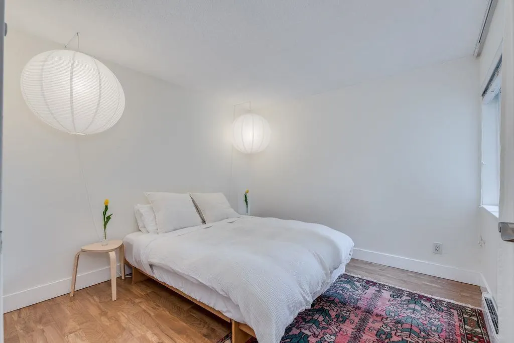 2458 York Avenue #102